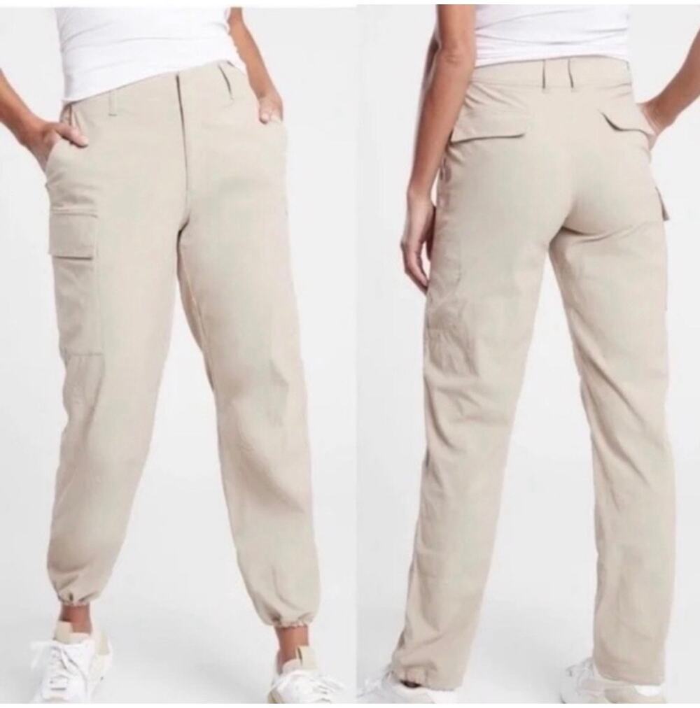 Athleta Pants Womens 18 Khaki Tan Trekkie Utility Cargo Ripstop Gorpcore Travel